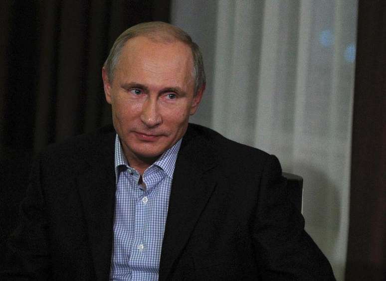 <p>Presidente da Rússia, Vladimir Putin ainda planeja pular uma sessão de trabalho na reunião do G20 e antecipar a sua partida para Moscou, disse fonte que viaja com ele</p>