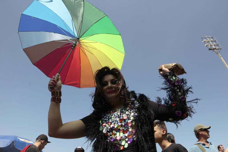 <p>Imagem de arquivo da parada gay de 2014 do Rio de Janeiro</p>