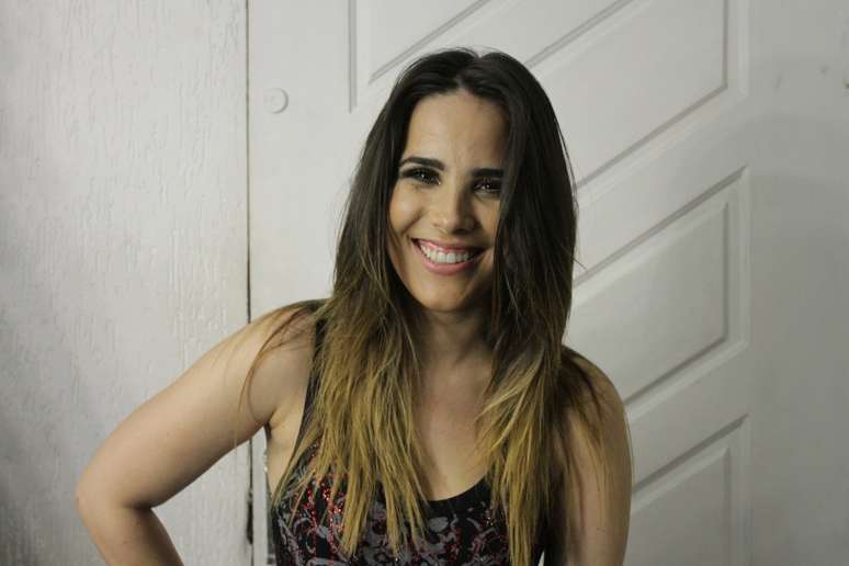 Fiuk compareceu ao show da cantora Wanessa em uma balada de S&atilde;o Paulo na madrugada deste domingo (16)