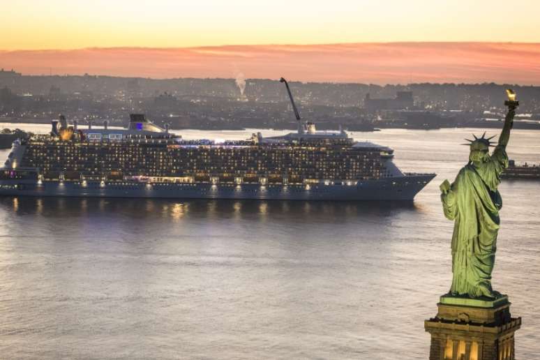 Inovador, Quantum of the Seas faz sua estreia no porto de Nova Jersey, que serve Nova York