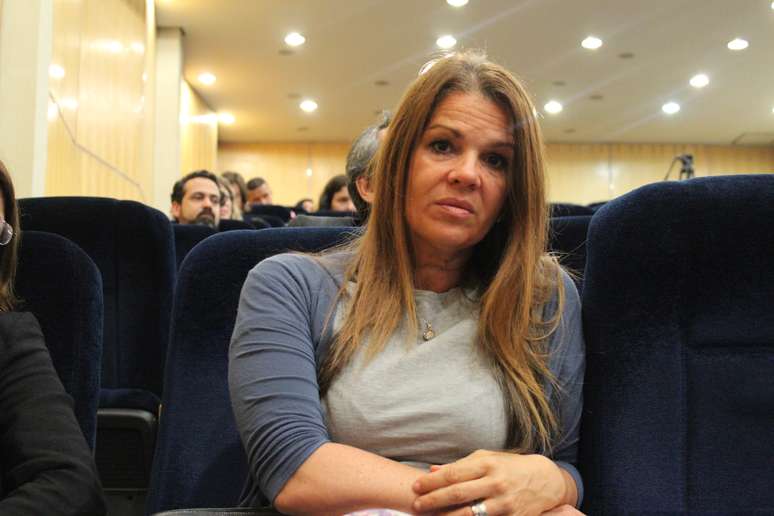 <p>A publicitária Bia Fioretti, de 52 anos, conta que sofreu violência obstétrica nos partos de seus dois filhos</p><p> </p>