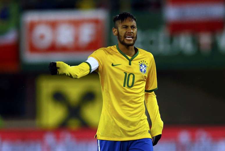 <p>Neymar é o capitão da Seleção de Dunga</p>