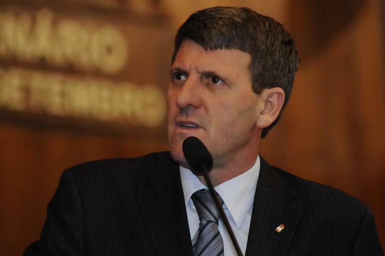 <p>Deputado Gilmar Sossella (PDT), saiu em defesa do projeto</p>