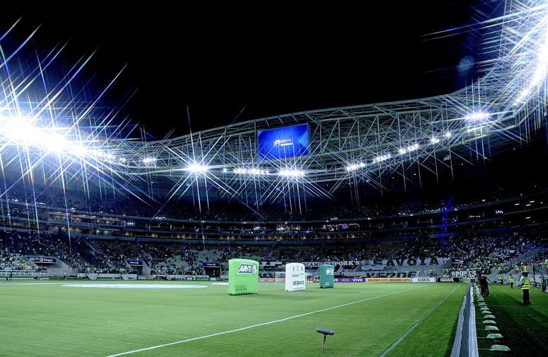 <p>Visão panorâmica do Allianz Parque antes da partida inaugural do estádio; Grêmio e Palmeiras negociam jogo em janeiro</p>