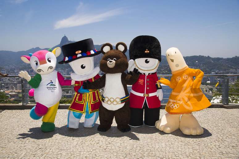 Mascote históricos de Olimpíadas animaram Rio de Janeiro nesta sexta