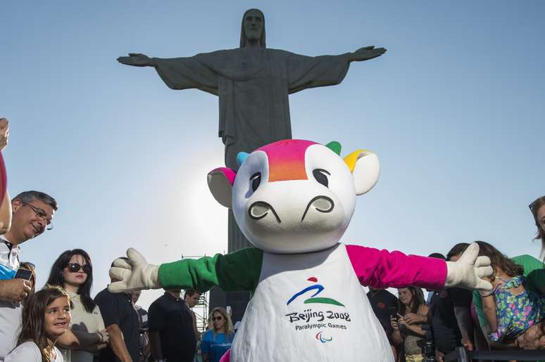 Mascote históricos de Olimpíadas animaram Rio de Janeiro nesta sexta