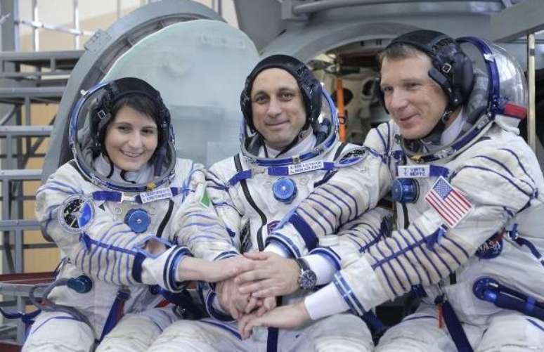 Tripulação chegou à Estação Espacial Internacional nesta segunda-feira