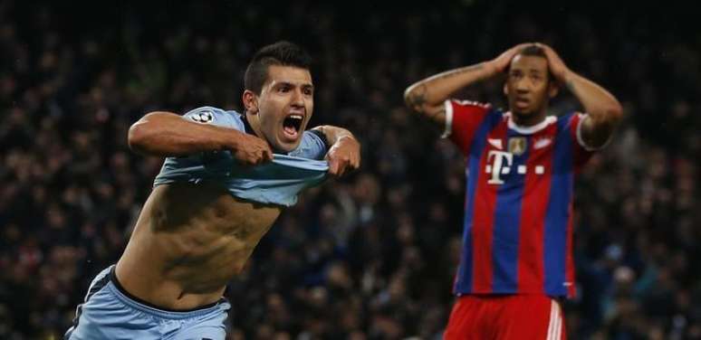 Atacante Sergio Aguero, do Manchester City, comemora gol marcado contra o Bayern de Munique. 25/11/2014