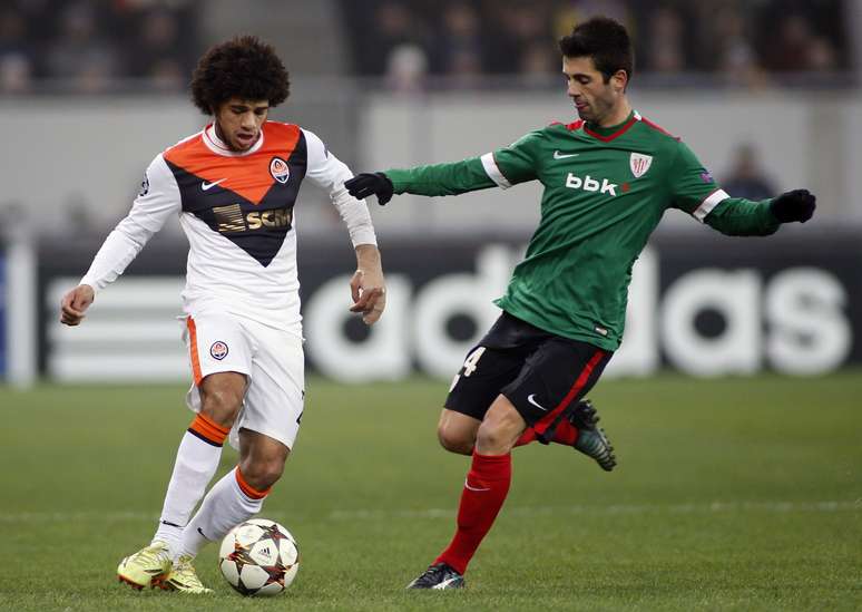 <p>O time de Taison, Luiz Adriano e Bernard virá ao Brasil para amistosos</p>