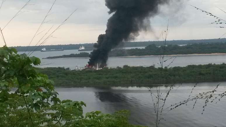 <p>Explosão aconteceu por volta das 9h30 (hora Manaus) desta quinta-feira, 27 de novembro</p>