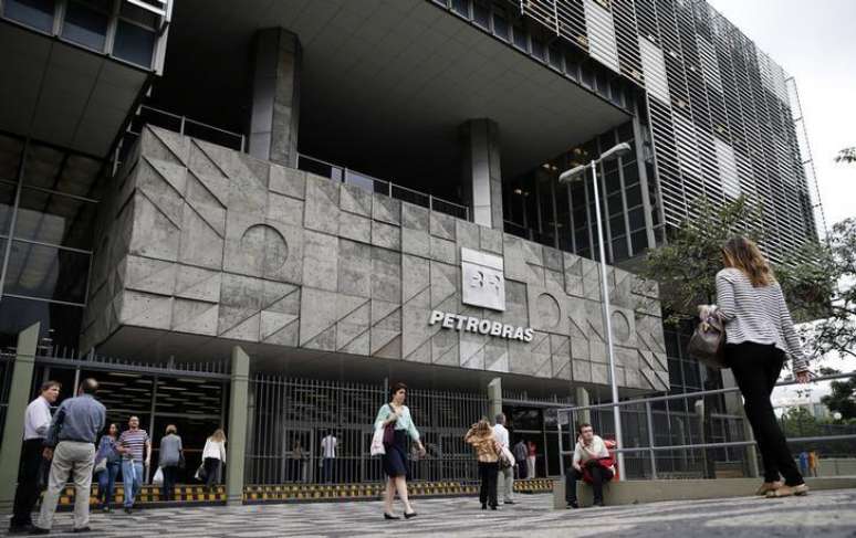 Entrada principal da sede da Petrobras no Rio de Janeiro. 14/09/2014.