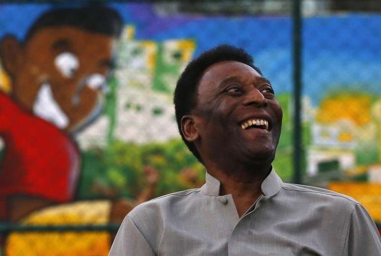 <p>Pelé teve melhora em seu quadro clínico nesta sexta</p>