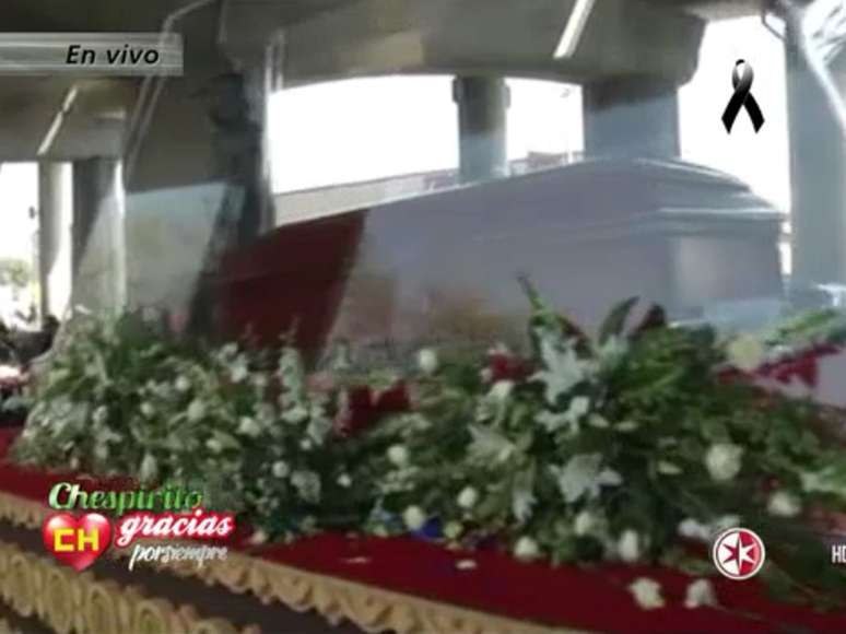 Chespirito viaja de Televisa al Estadio Azteca