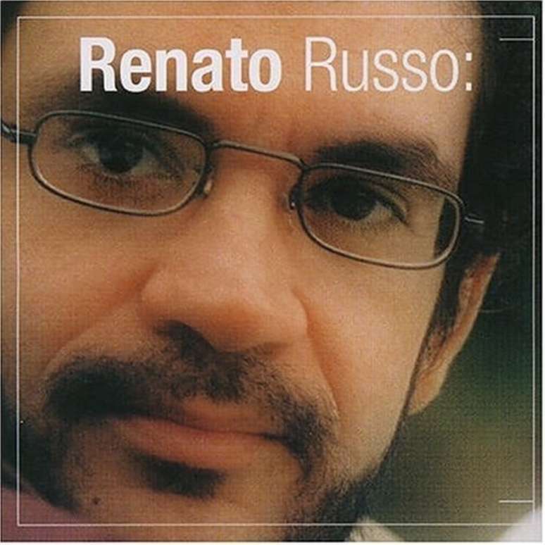 <p>O cantor Renato Russo &eacute; outro brasileiro famoso que morreu, aos 36 anos, em decorr&ecirc;ncia da Aids. Nunca falou publicamente sobre a doen&ccedil;a</p>