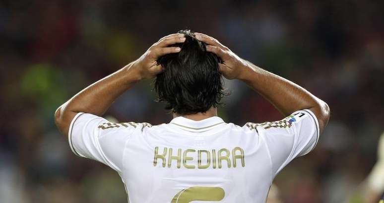 <p>Khedira durante partida contra o Barcelona pela Supercopa da Espanha 2011</p>