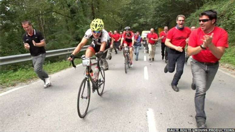 <p>Corrida durou 22 dias, com subida equivalente a 6 Everests</p>