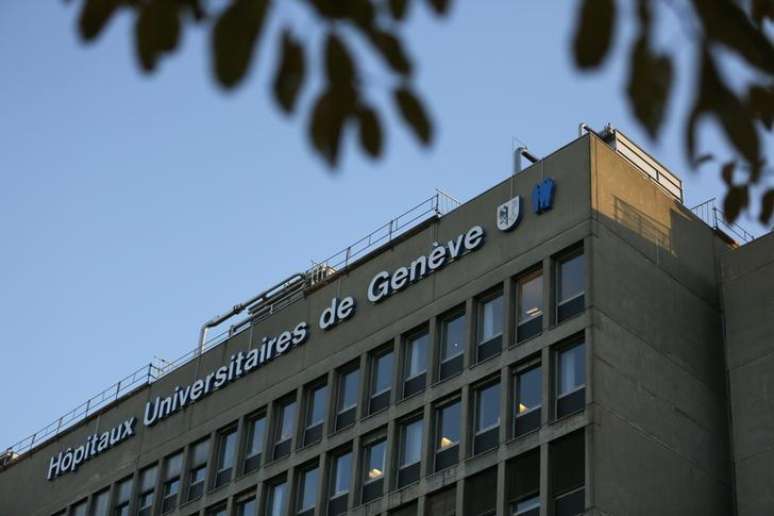 Vista geral do Hospital Universitário de Genebra, onde o médico cubano Felix Baez foi internado. Foto de 20/11/2014.