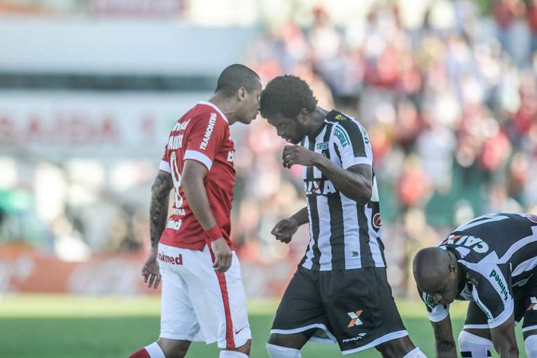Wellington Paulista entrou no segundo tempo, se envolveu em confus&atilde;o com Nirley e ambos foram expulsos