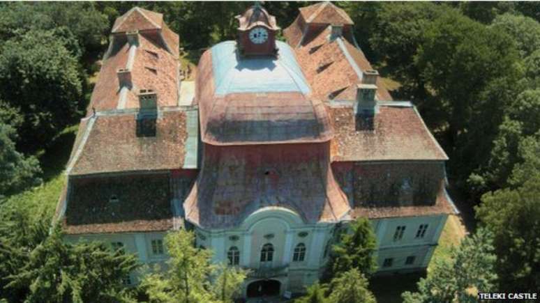  Castelo Mikes foi recuperado por donos nascidos na Austr&aacute;lia e virou pousada com culin&aacute;ria t&iacute;pica