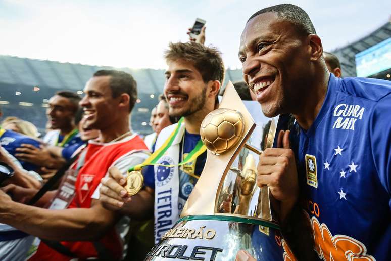 <p>Júlio conquistou dois títulos brasileiros com o Cruzeiro</p>