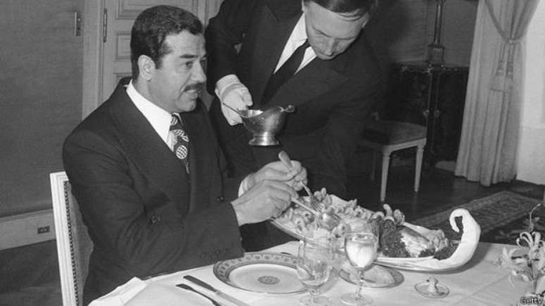 Saddam teve um de seus provadores de comida morto pelo filho, Uray 