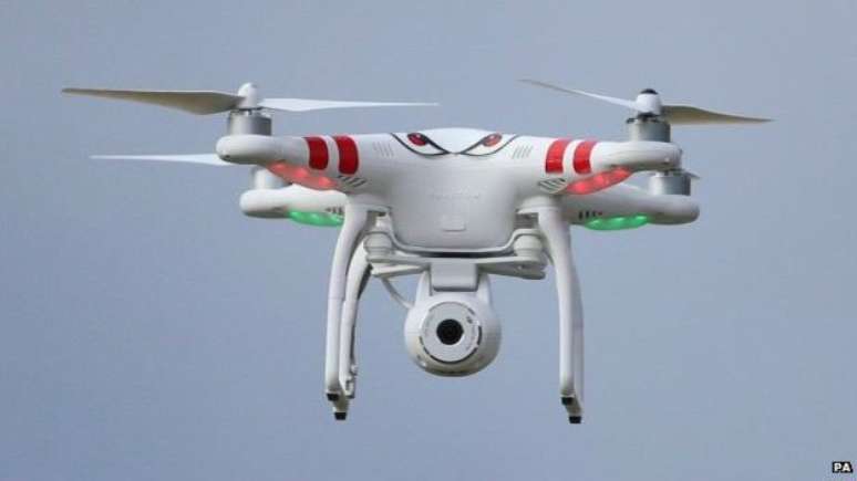 'Quase-acidente' levantou debate sobre regras mais rígidas para a operação de drones