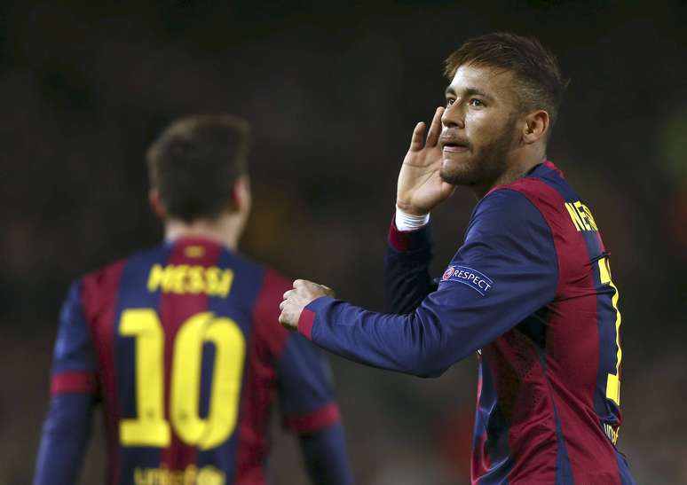 <p>Transfer&ecirc;ncia de Neymar para o Barcelona causa pol&ecirc;mica</p>