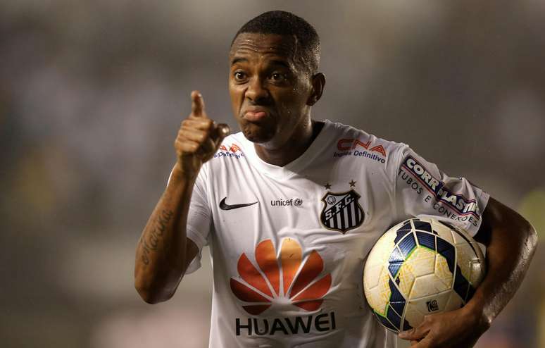 <p>Robinho agora despertou o interesse do Atlas, do México</p>