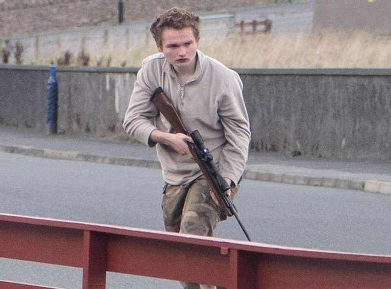 <p>Barlow foi acusado de agressão e de ter assumido comportamento abusivo e ameaçador. </p>