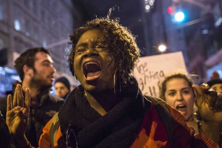 NY: 30 mil protestam contra o racismo e a violência policial