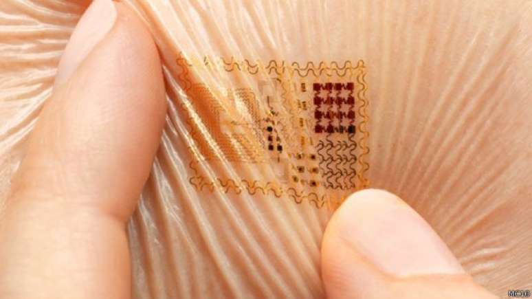 Tatuagem digital pode coletar dados sobre fun&ccedil;&otilde;es corporais e se comunicar com celular