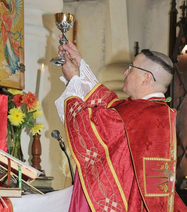 Dom Marcos durante cerimônia realizada no mosteiro