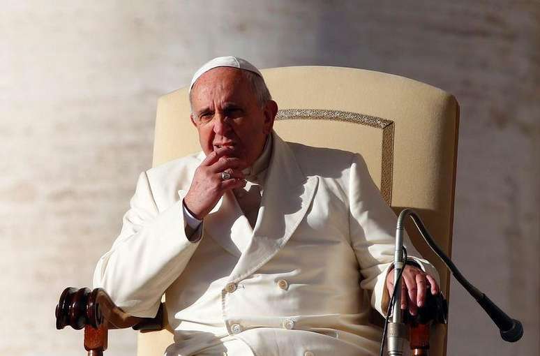 Papa Francisco durante audiência semanal na Praça São Pedro, na Cidade do Vaticano. 17/12/2014.