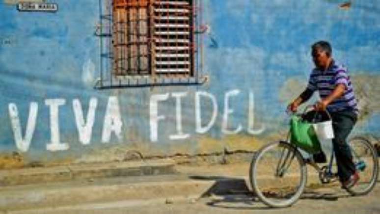 <p>Mão de obra barata e educada é vantagem competitiva para Cuba, dizem empresários</p>
