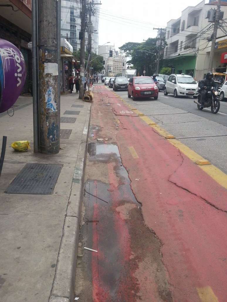 <p>Más condições da ciclovia são alvo de queixas</p>