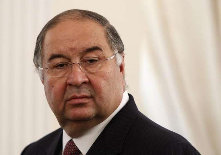 Homem mais rico da Rússia, Alisher Usmanov, durante reunião entre o presidente russo, Vladimir Putin, e o príncipe de Abu Dhabi Zayed al-Nahyan, em Moscou. 12/09/2013.