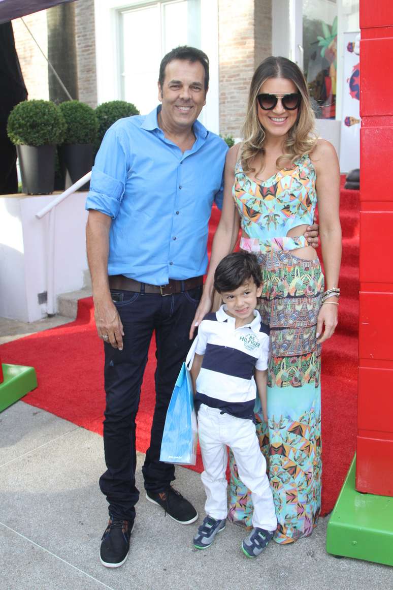 Famosos no anivers&aacute;rio de Rodrigo Faro 