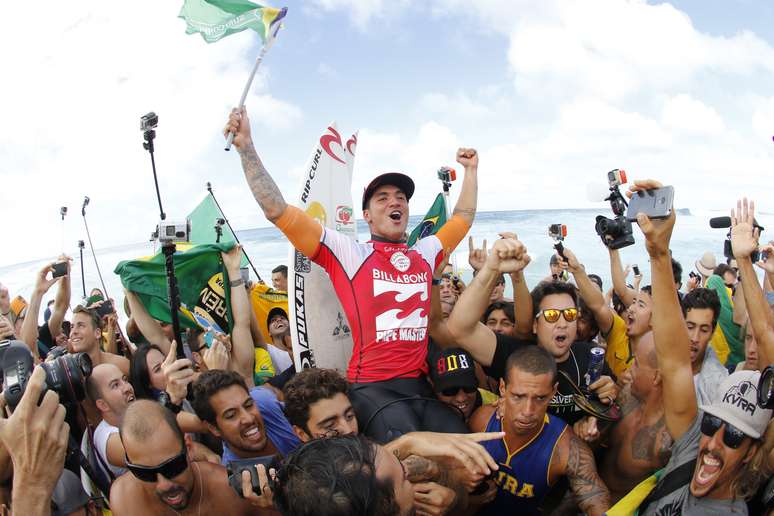 <p>Gabriel Medina começa luta pelo bicampeonato mundial</p>