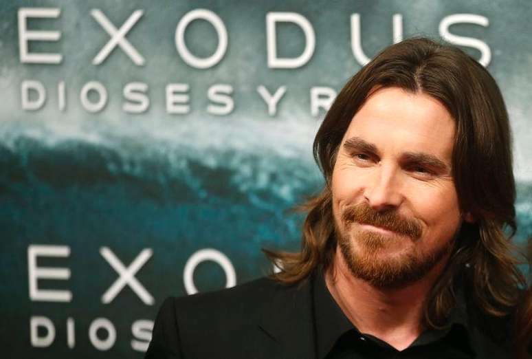 Christian Bale posa para fotógrafos na première do filme “Êxodo - Deuses e Reis” em Madri. 04/12/2014