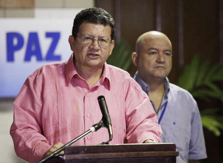 O negociador das FARC, Pablo Catatumbo, participa de coletiva de imprensa, em Havana, em dezembro