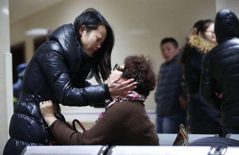 <p>Outras 42 pessoas ficaram feridas no tumulto&nbsp;na&nbsp;Pra&ccedil;a Chen Yi&nbsp;</p>