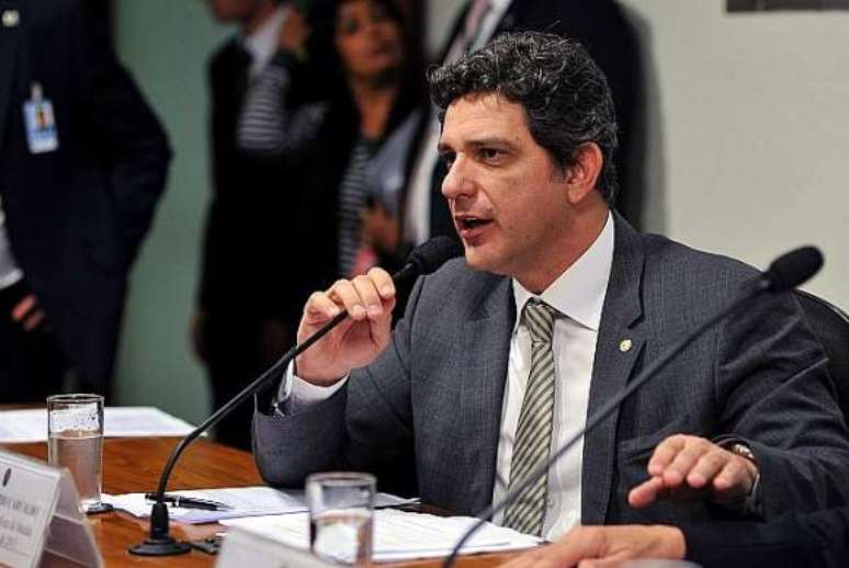 <p>Projeto foi apresentado pelo deputado Rog&eacute;rio Carvalho (PT-SE)&nbsp;</p>