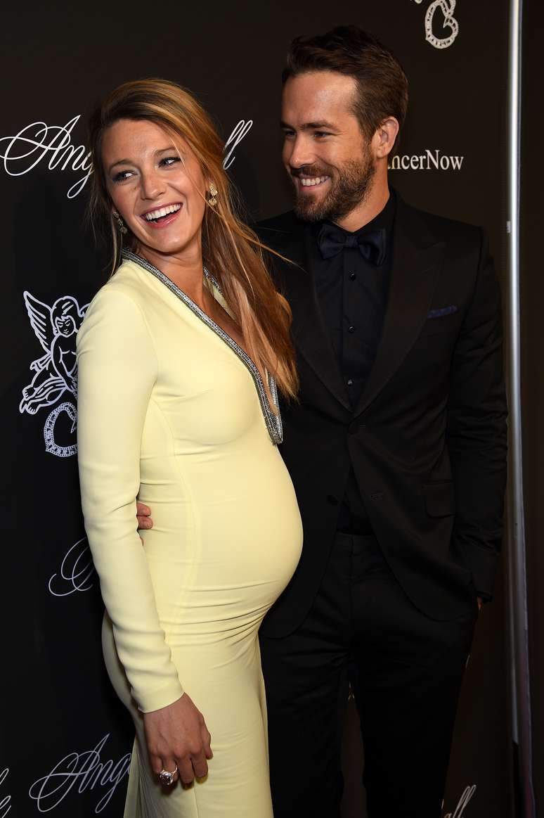<p>Blake Lively e Ryan Reynolds tiveram primeiro filho juntos em 2014</p>
