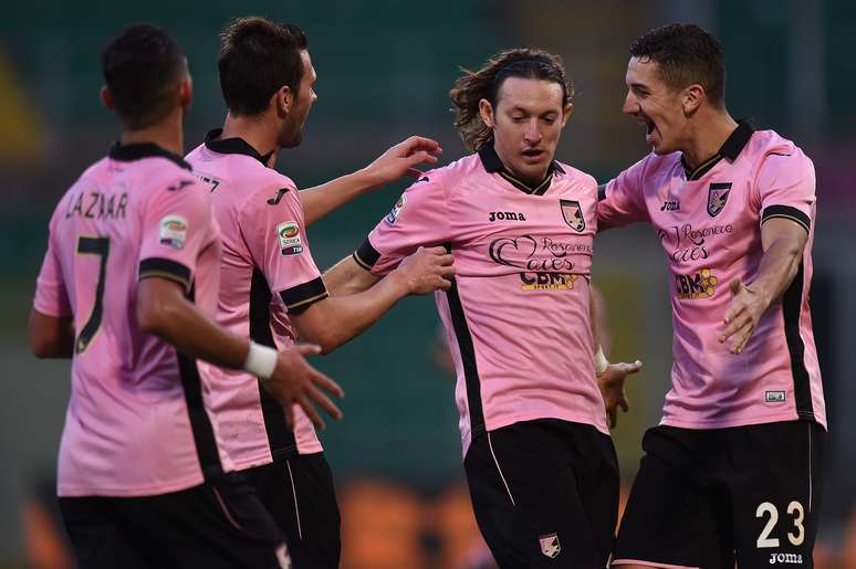 Palermo goleia nesta ter&ccedil;a-feira