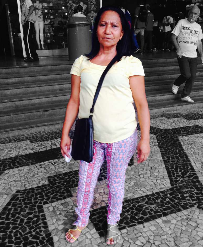 Ademilde: "O que eu reparei &eacute; que esses trens est&atilde;o remendados. Alguns s&atilde;o novos, mas se voc&ecirc; reparar bem, &eacute; um monte de remendo"