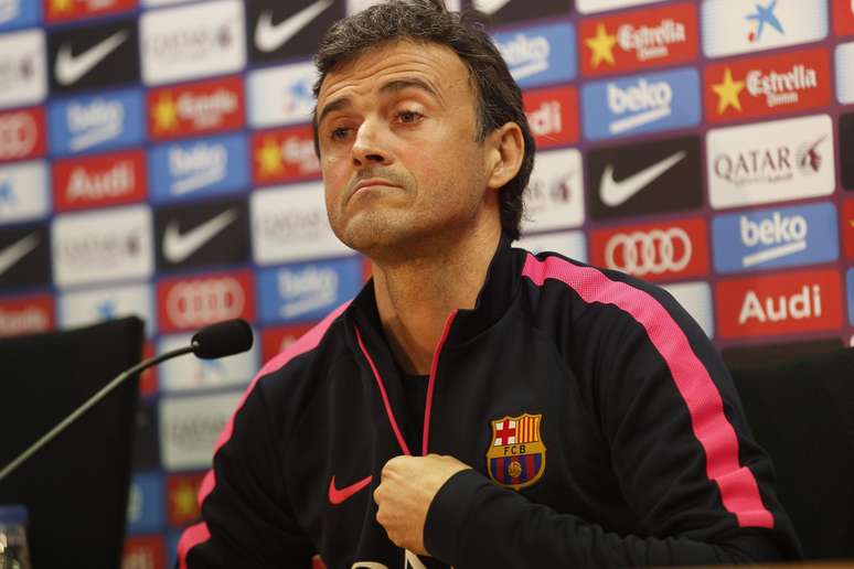 Luis Enrique concede entrevista; situa&ccedil;&atilde;o delicada no Barcelona