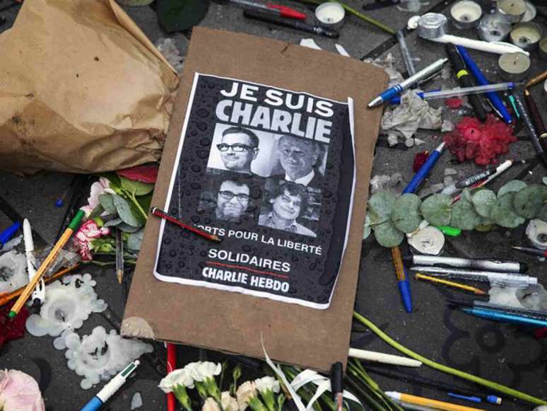 <p>Amigos dos&nbsp;irm&atilde;os Kouachi, autores do atentado a Charlie Hebdo, foram detidos</p>