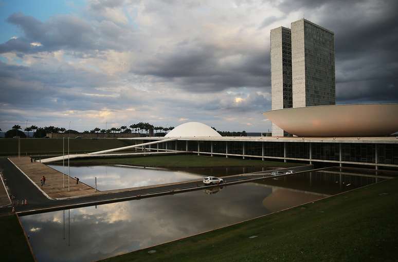 <p>Concurso da Polícia Civil do DF oferece vagas para quem possui curso superior</p>