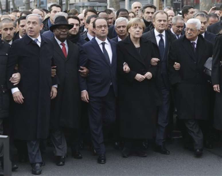 <p>Segundo com o jornal franc&ecirc;s&nbsp;<em>Le Monde</em>, alguns dos nomes que participaram do evento j&aacute; se mostraram contr&aacute;rios &agrave; liberdade de express&atilde;o e de imprensa</p>