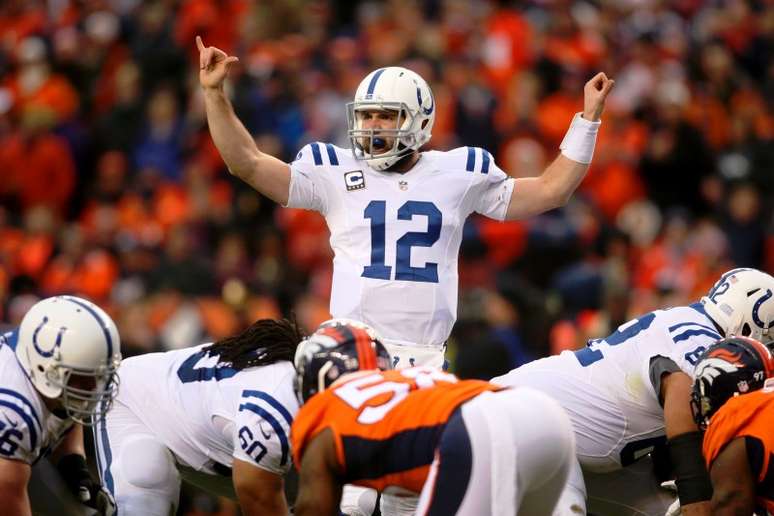 Andew Luck comanda Indianapolis Colts: vitória emblemática na NFL
